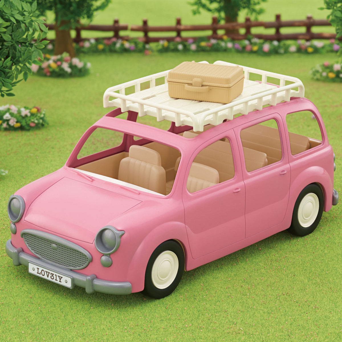Sylvanian Families Family Picnic Van - image 2