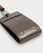 Luggage Tag 'The World Is Your Oyster' in Pewter