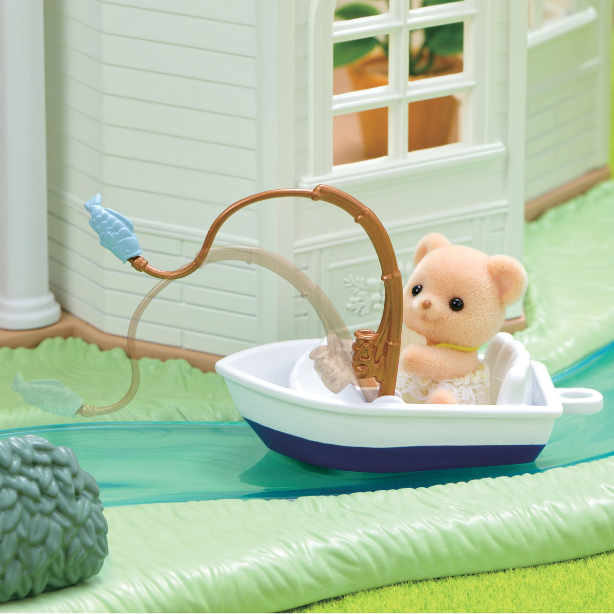 Sylvanian Families Red Roof Riverside Manor - image 6