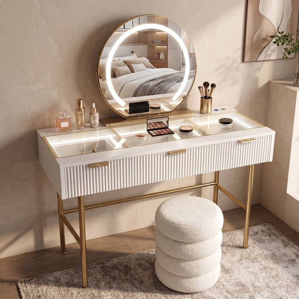 Gia Plus Hollywood dressing table styled in a bedroom