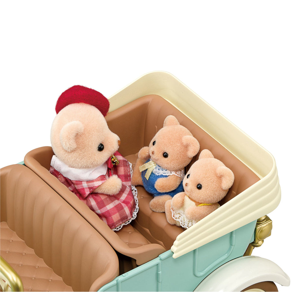 Sylvanian Families Classic Family Car - image 11