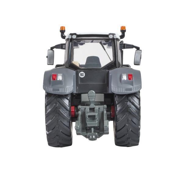 Britains Fendt 826 Vario Black – Limited Edition 1:32 – view 5